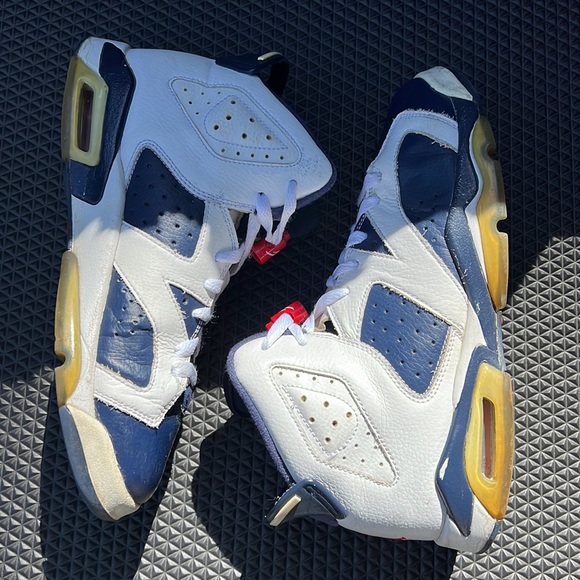 Nike Air Jordan 6 Retro Olympic Shoes - Picture 3 of 8